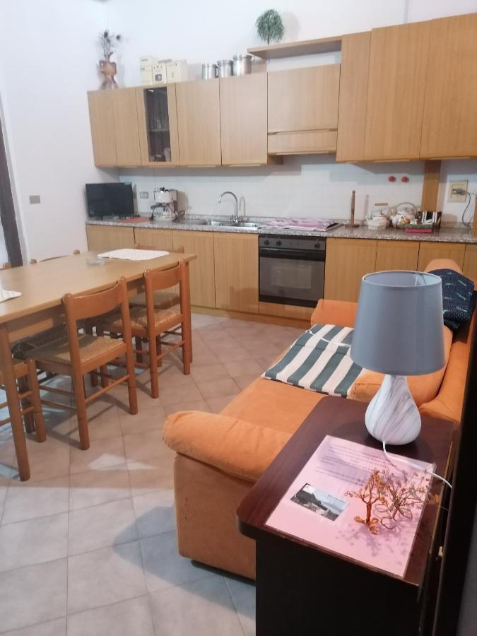 Villa Casa Vacanze 'La Piazza' Zone Exterior foto
