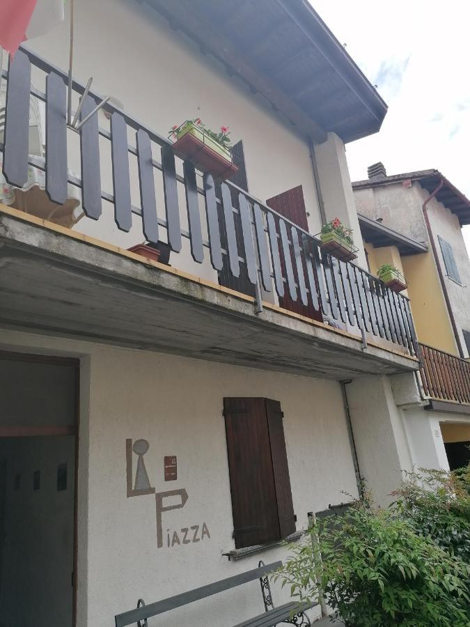 Villa Casa Vacanze 'La Piazza' Zone Exterior foto