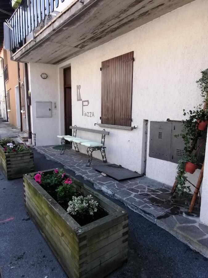 Villa Casa Vacanze 'La Piazza' Zone Exterior foto